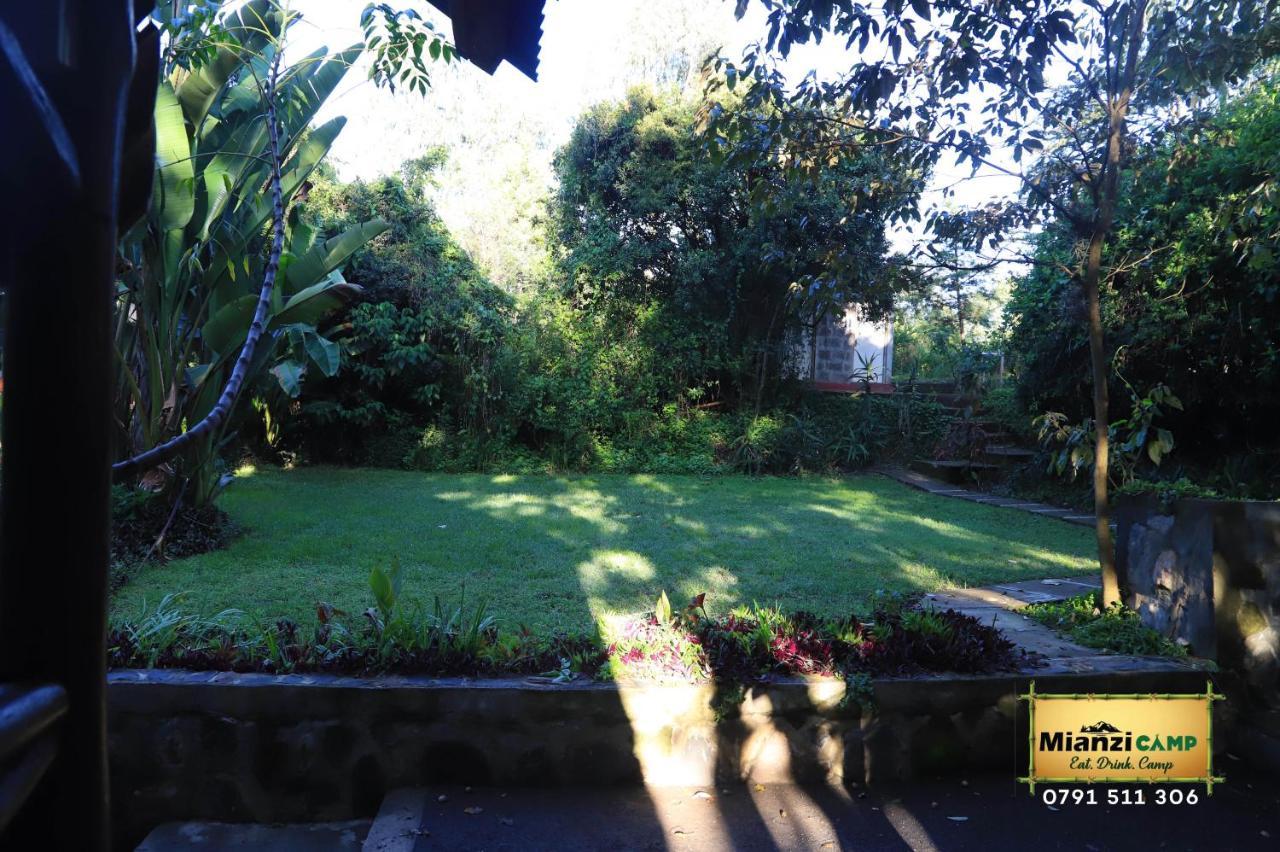 Camp Mahon Gardens Hotel Nanyuki Exterior foto